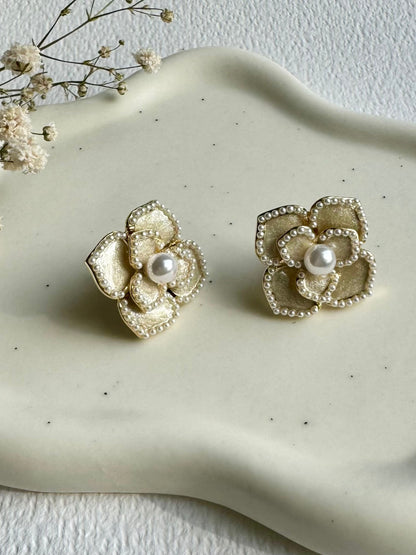 Jenny - Floral Enamel Studs