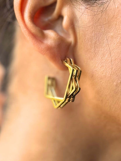 Nissi - Gold earrings