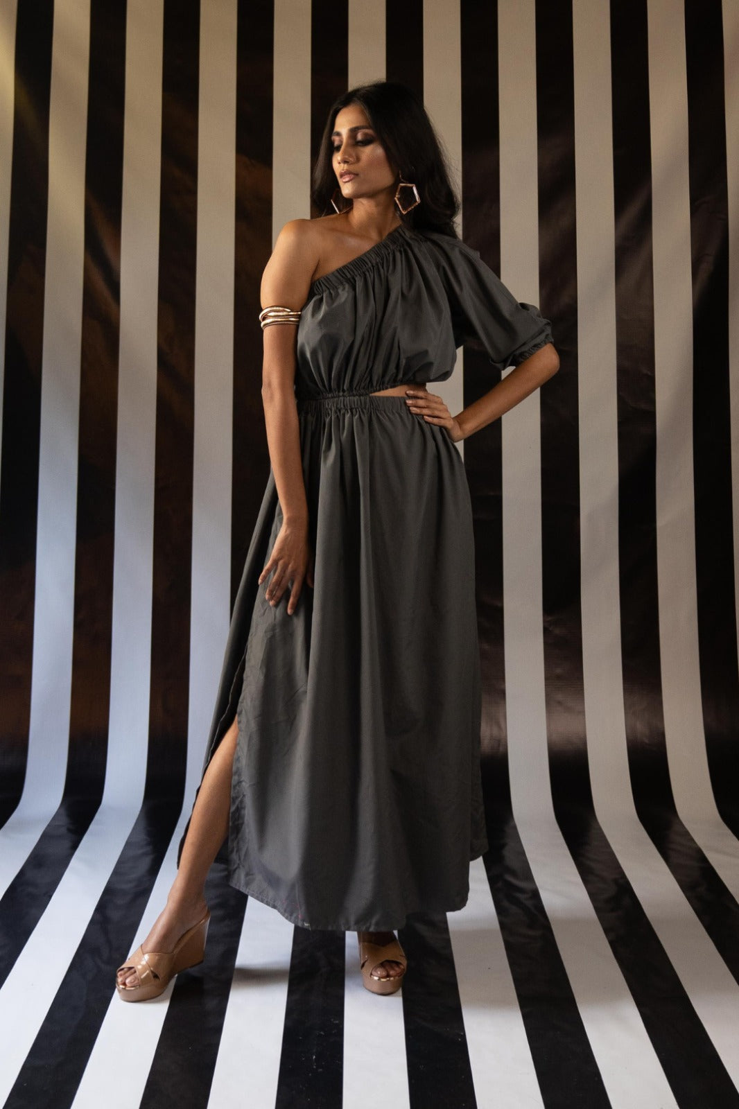 Charcoal Side Cut-Out Dress - Embrace La Dolce Vita